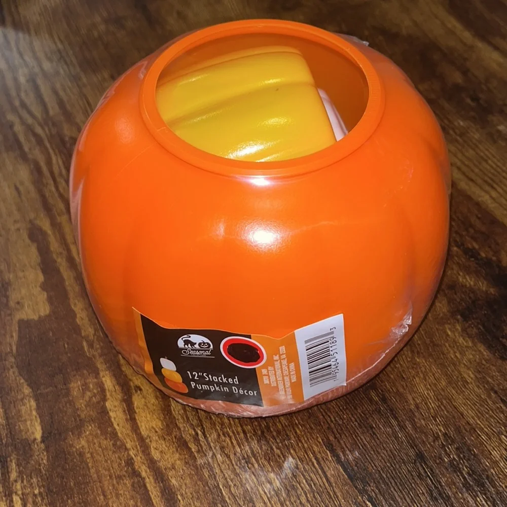 12” Multi Color Stacking Pumpkins   “NEW”